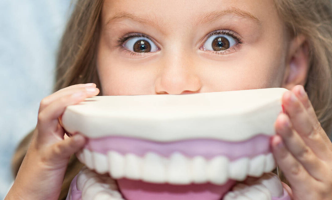 Kiedy dziecko powinno pójść do&nbsp;dentysty?